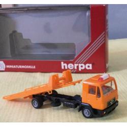 Herpa 1:87 MAN L2000 oranje bergingsvoertuig