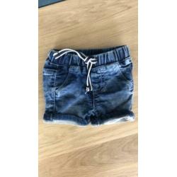 Nieuw! Zomersetje voor baby jongen maat 56