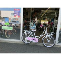 Fietsmaster 24 inch oma opoefiets wit roze meisjesfiets