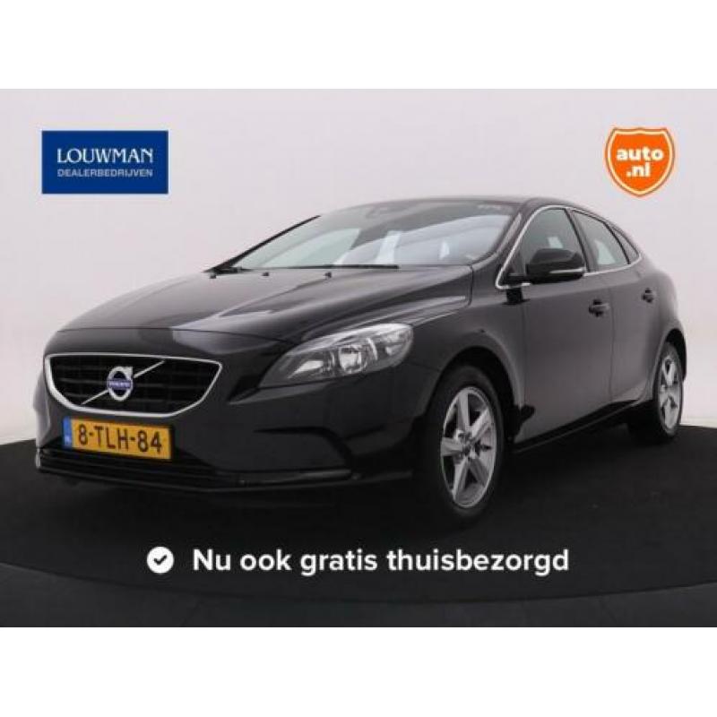 Volvo V40 1.6 T3 Momentum | Trekhaak | Half leder | Cruise C