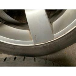 BWM zomerbanden incl. velgen 17 inch