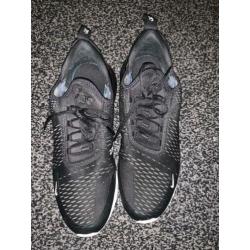 Nike sneakers 270 maat 44