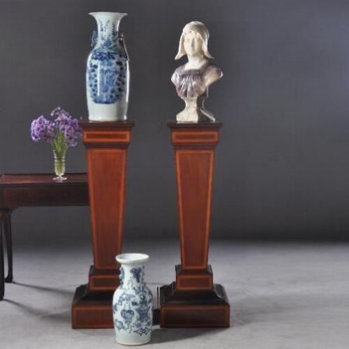 Antieke bijzettafels / Stelvan 2 zuilen / piëdestals / Gu...