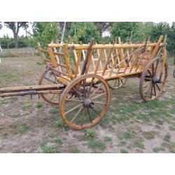 Antieke hooiwagen