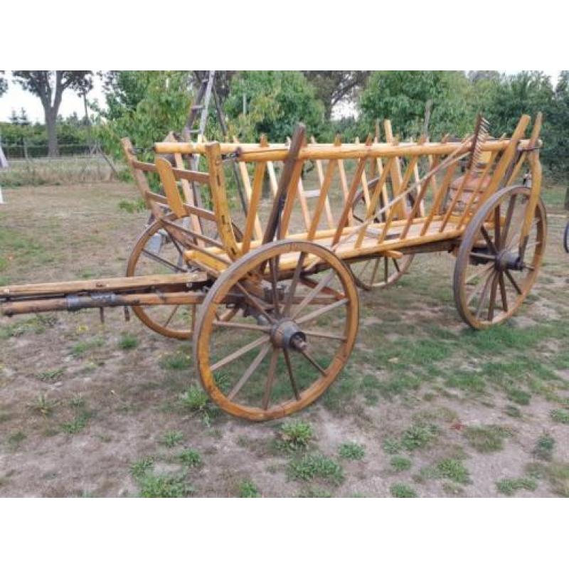 Antieke hooiwagen