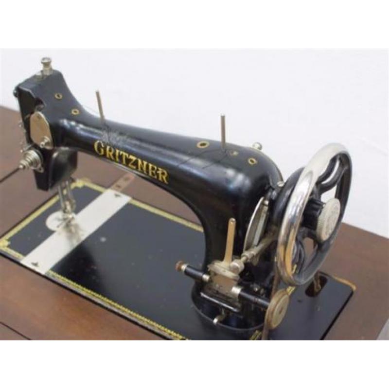 Gritzner naaimachine meubel 72640
