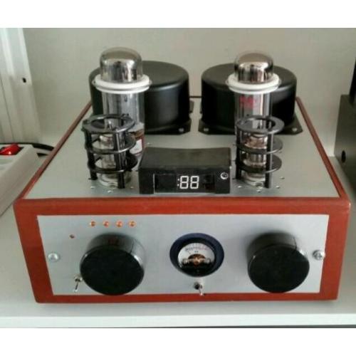 Unieke stereo buizenversterker