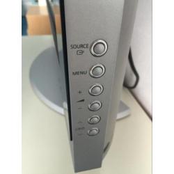 Samsung TV model LE32R51B