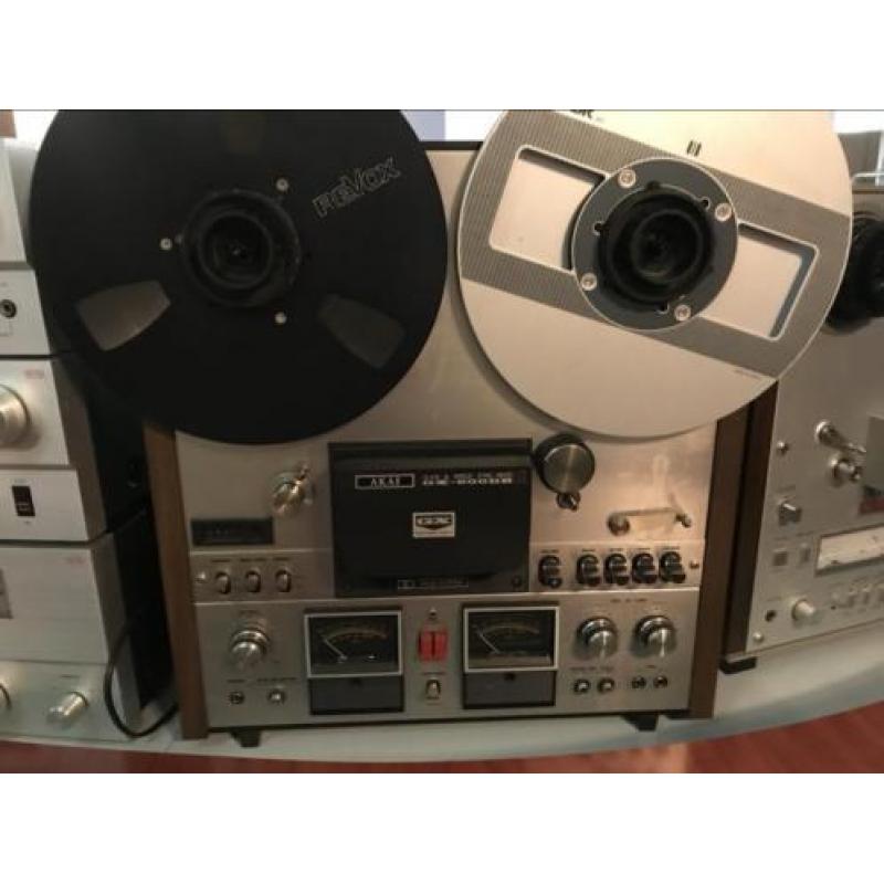 Akai 600DB in zeer nette staat.