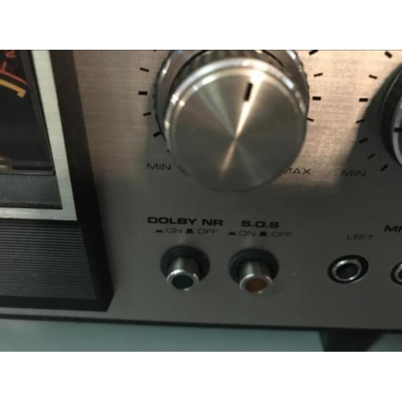 Akai 600DB in zeer nette staat.