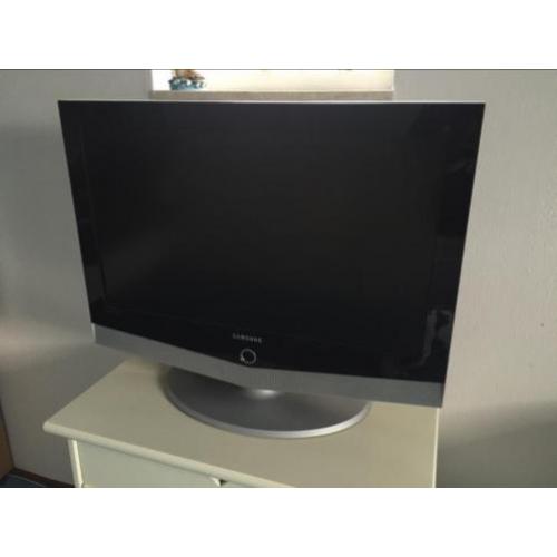 Samsung TV model LE32R51B
