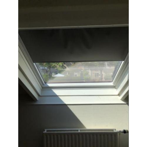 Velux verduisterend rolgordijn