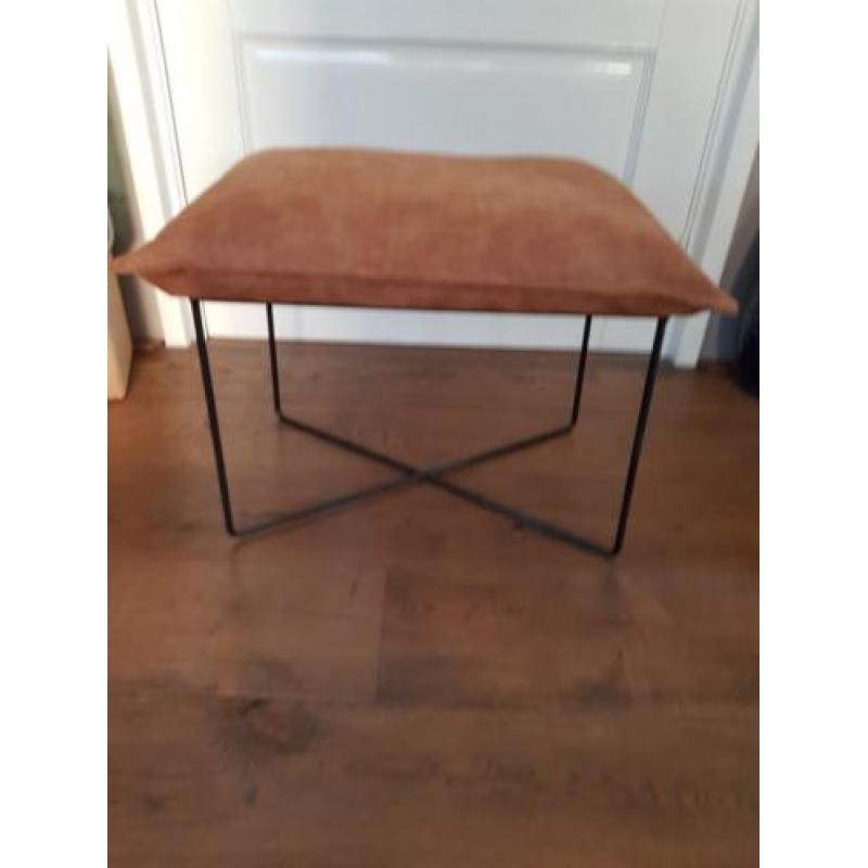 Nieuw leren krukjes 2 stuks, 42x42 en 40x60 35 cm hoog