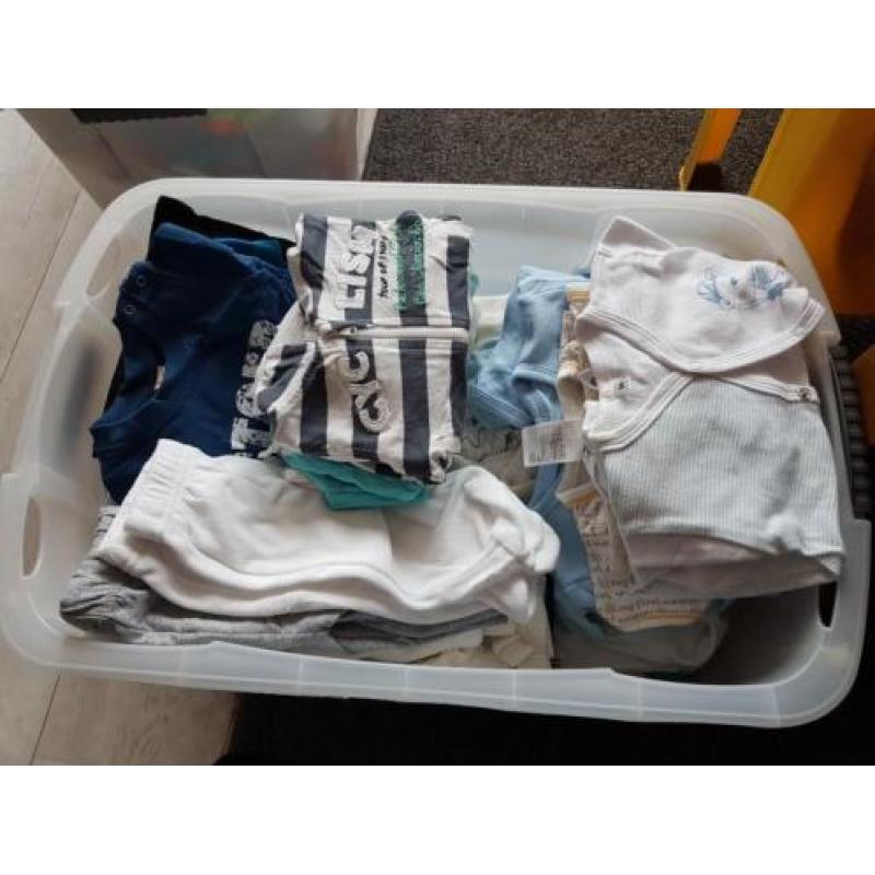 krat kinderkleding maat 50/56