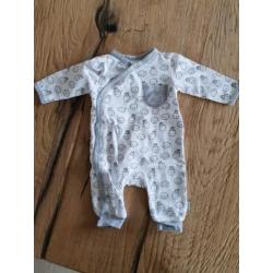 Baby kleding maat 50
