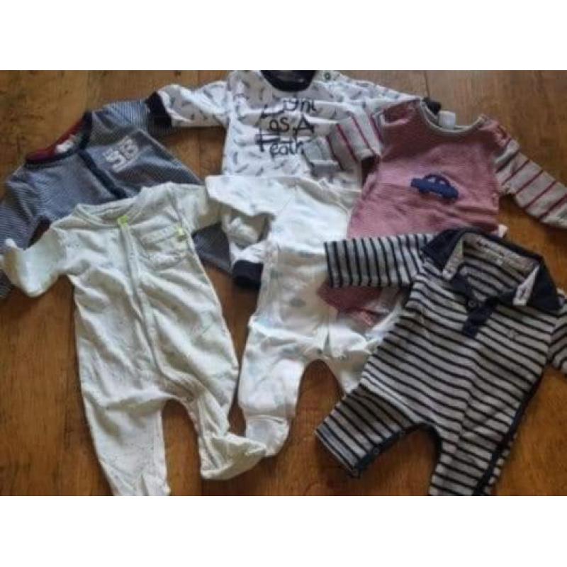 Baby kleding maat 50