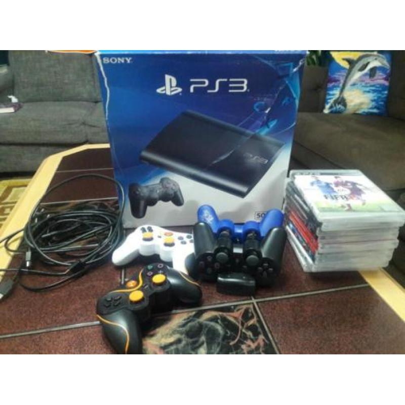 PS3 500GB inclusief 4 controle 9 spel