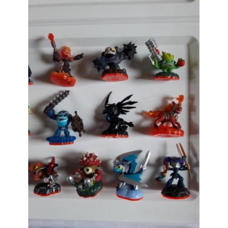 Skylanders Trap Team diverse karakters & mini's