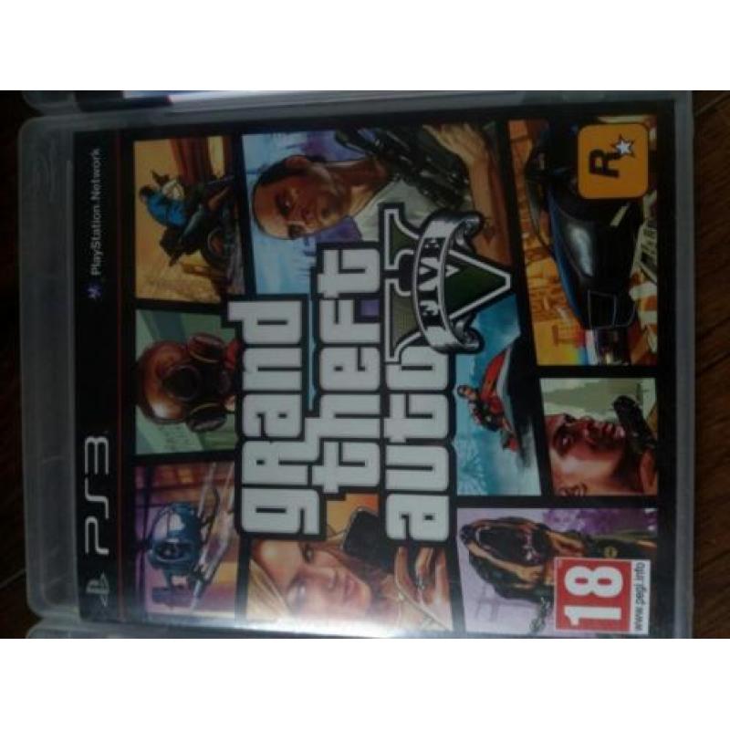 Te Koop Playstation 3 + spellen + controller