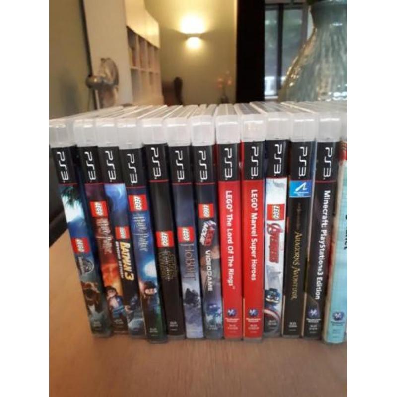 Playstation 3 compleet incl. 3 controllers en veel games