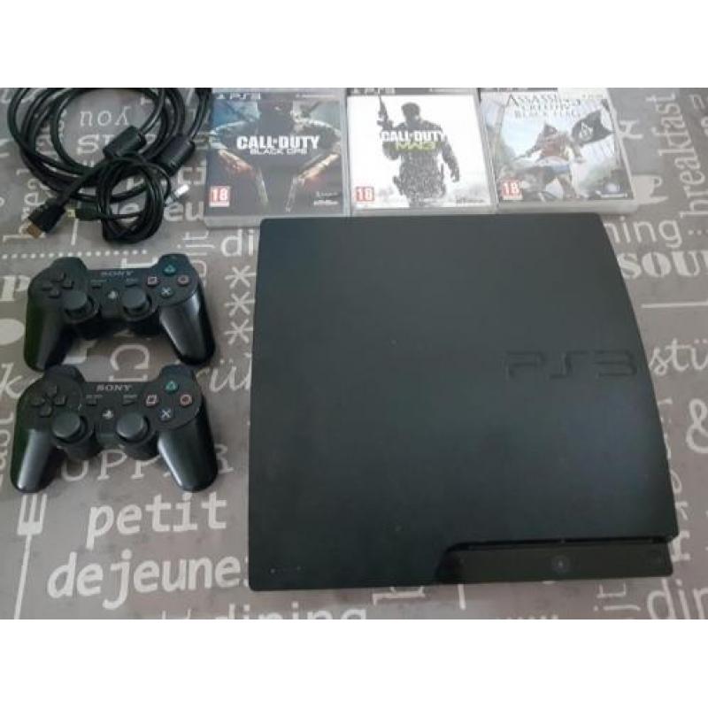 Playstion 3 (320 gb) met 2 originele controllers