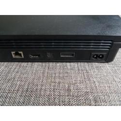 Playstion 3 (320 gb) met 2 originele controllers