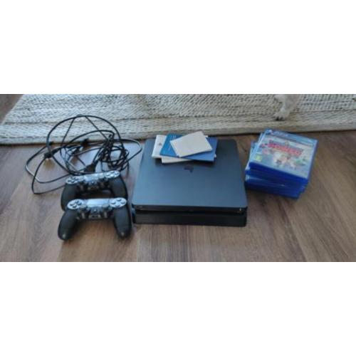 Sony PlayStation 4 slim 1 Tb Console met 2 controllers en 6