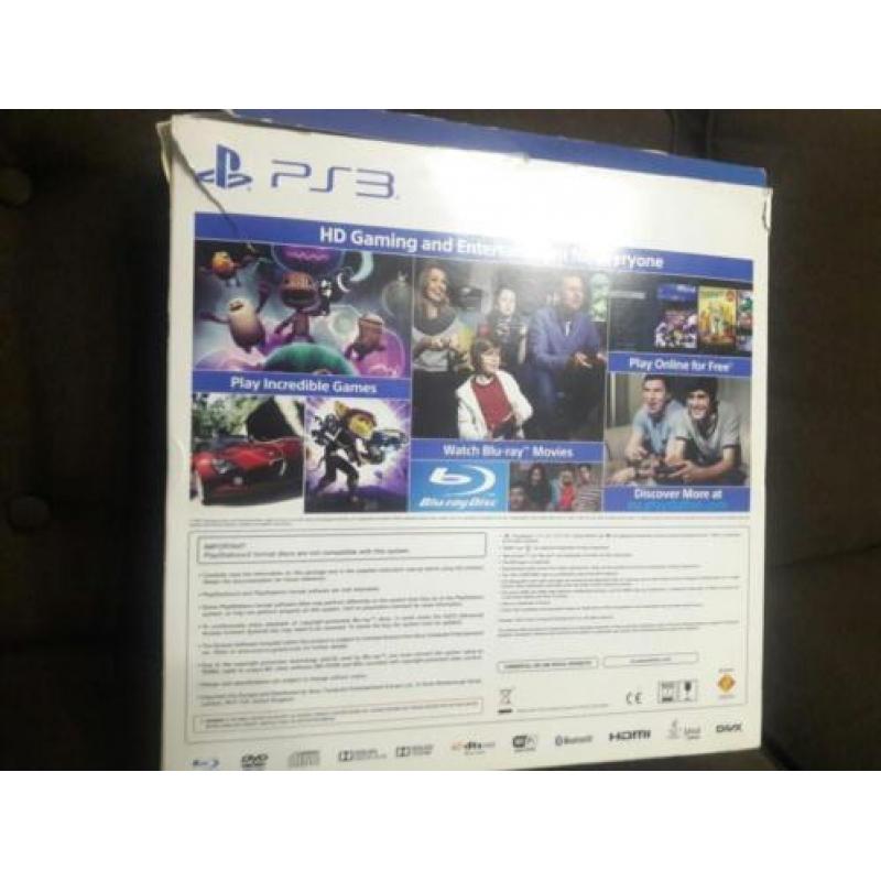 PS3 500GB inclusief 4 controle 9 spel