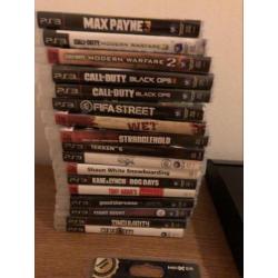 Playstation 3 Superslim 12GB + Controller, 17 Games & Kabels