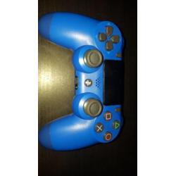 Playstation 4 + Gaming Monitor ZGAN!