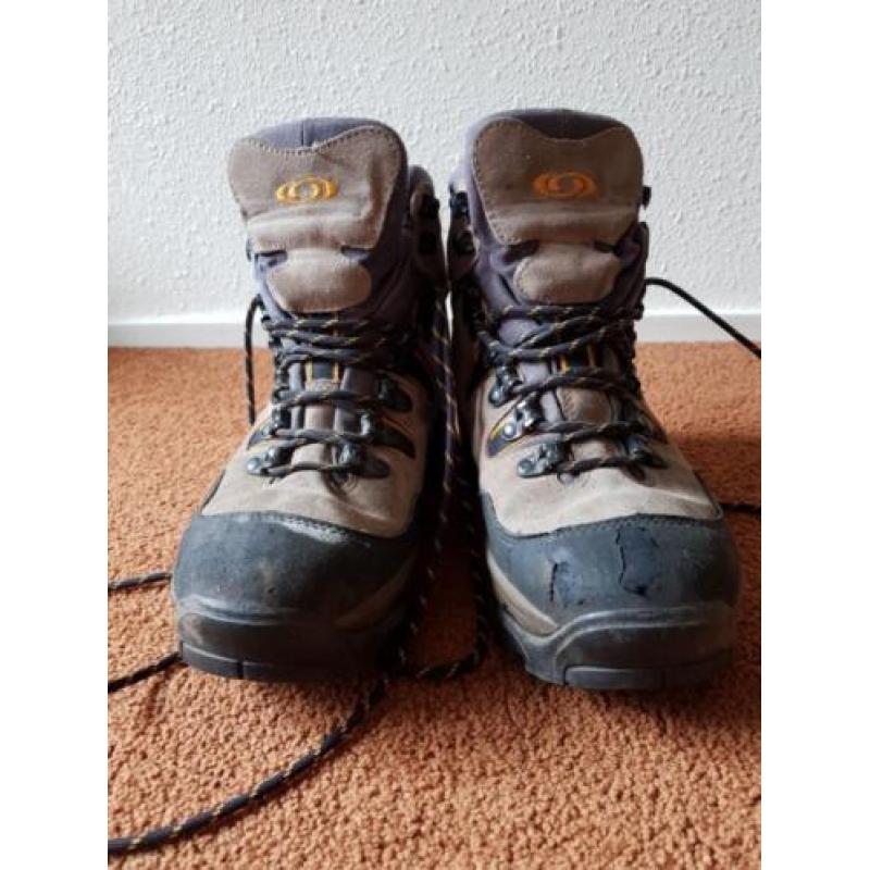 Wandelschoenen v Salomon maat 40.5
